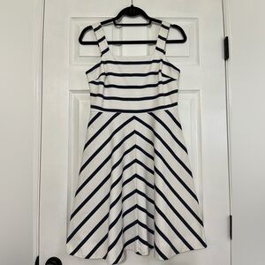 Draper James white and navy sundress size 4
